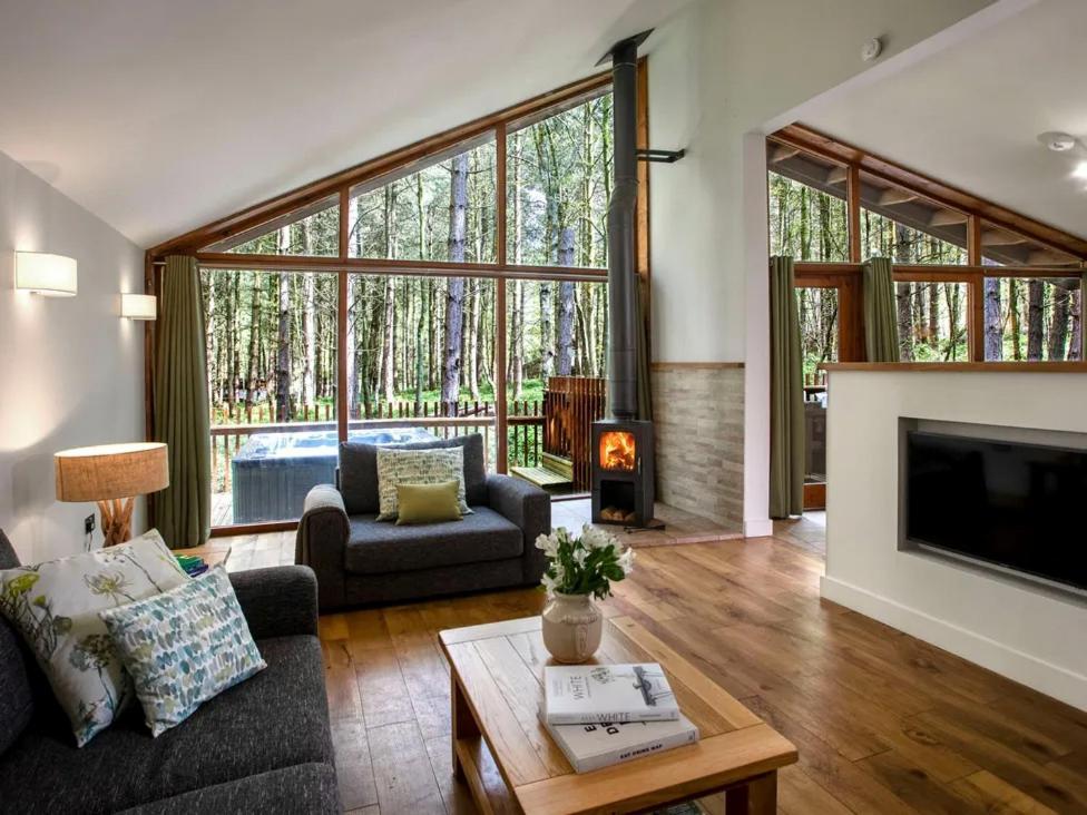 Blackwood Forest Cabins - Forest Holidays Popham Exterior foto